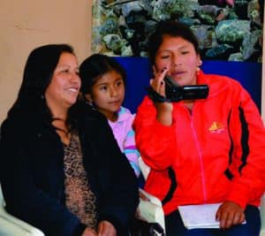Desarrollo de capacidades para registrar en video las acciones de las regidoras frente al proceso de cambio climático